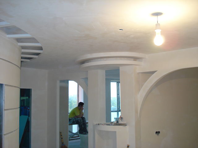 r16